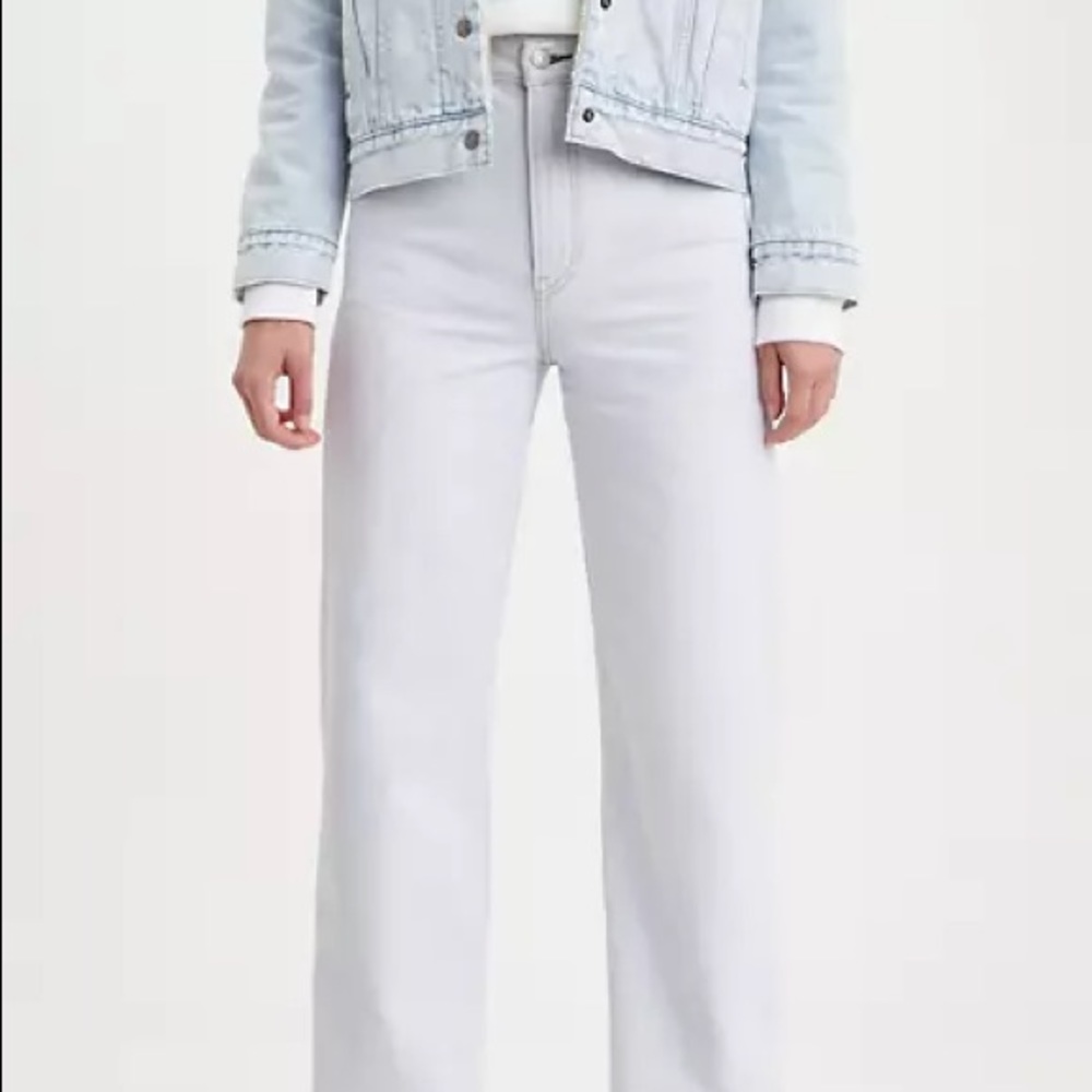 Levi’s Ribcage Wide Leg Light Wash Jeans